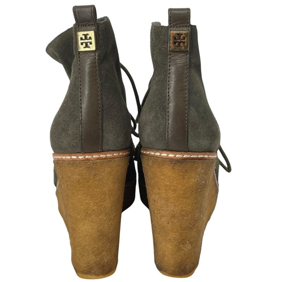 TORY BURCH Vicki Olive Suede Gum Sole Wedge Platform Ankle Booties - Sz 9 - Picture 10 of 15